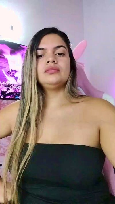 Hilary_restrepo live cam on Cam4