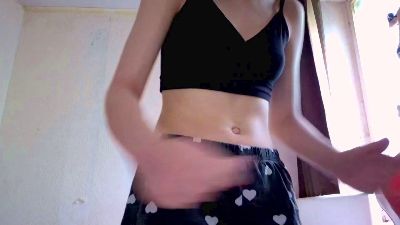 HildredBiel live cam on Cam4