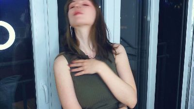 HildredTapia live cam on Cam4