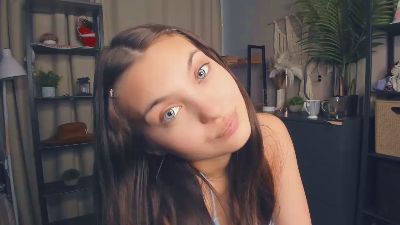 HildredUrive live cam on Cam4