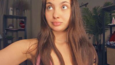 HildredUrive live cam on Cam4