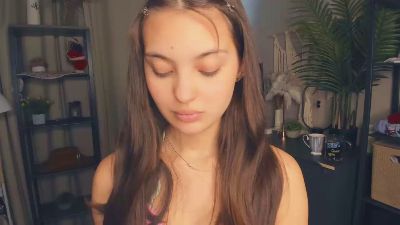 HildredUrive live cam on Cam4