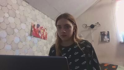 HirokoNewes live cam on Cam4