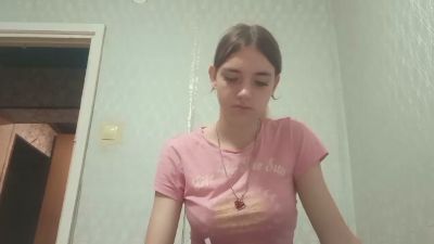 HirokoNewes live cam on Cam4