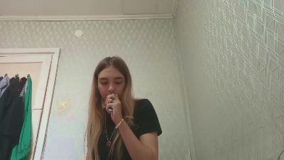 HirokoNewes live cam on Cam4