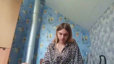 HirokoNewes live cam on Cam4