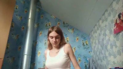 HirokoNewes live cam on Cam4