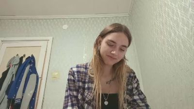 HirokoNewes live cam on Cam4