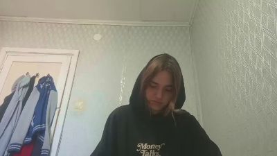 HirokoNewes live cam on Cam4