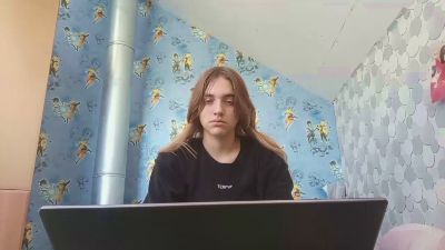 HirokoNewes live cam on Cam4