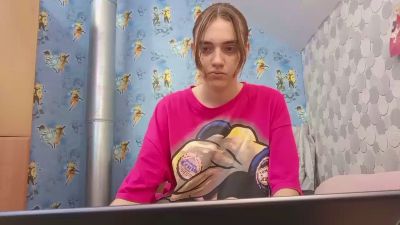 HirokoNewes live cam on Cam4
