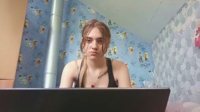 HirokoNewes live cam on Cam4