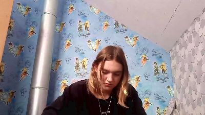 HirokoNewes live cam on Cam4