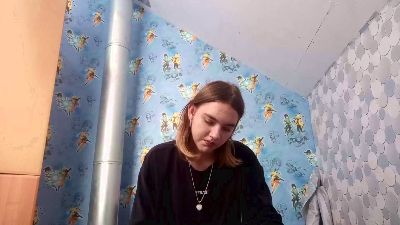 HirokoNewes live cam on Cam4