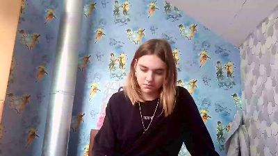 HirokoNewes live cam on Cam4