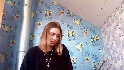 HirokoNewes live cam on Cam4