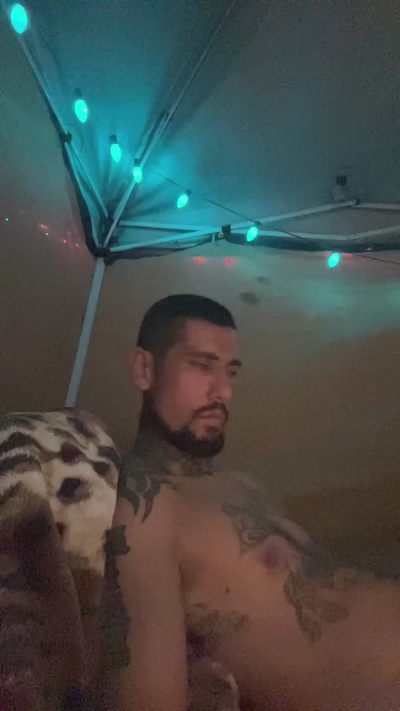 HislilM0nst3r live cam on Cam4