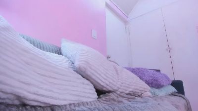 Hiyaka_sudere live cam on Cam4