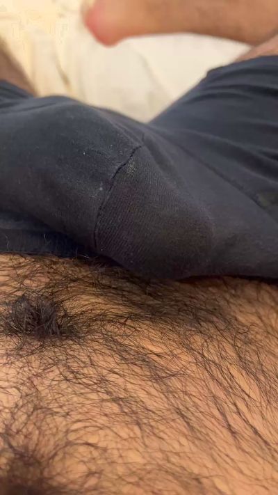 Hlwien97 live cam on Cam4