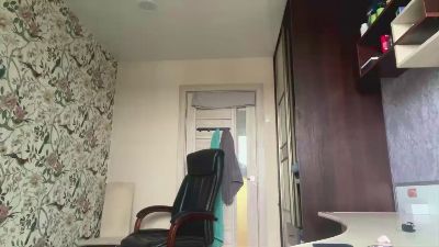 HoaGrosjean live cam on Cam4