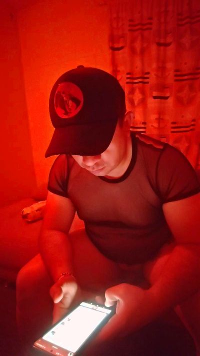Hobbitmx live cam on Cam4
