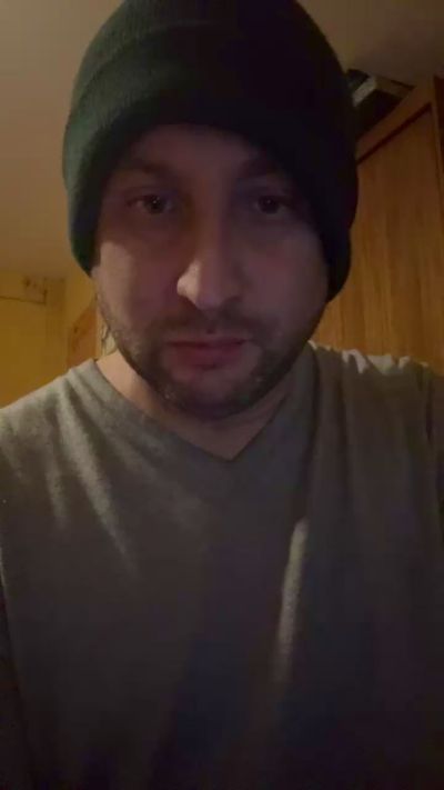 Hoffman live cam on Cam4