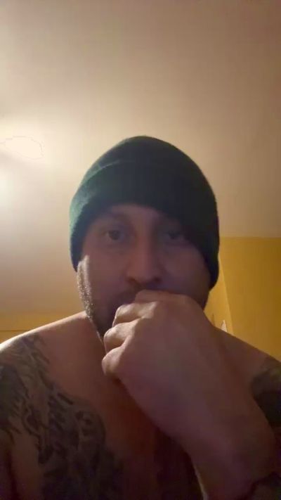 Hoffman live cam on Cam4