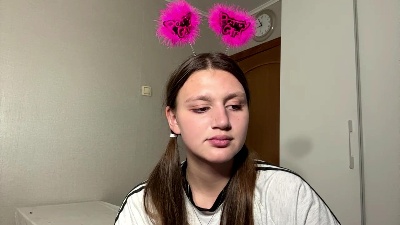 HolliStratton live cam on Cam4