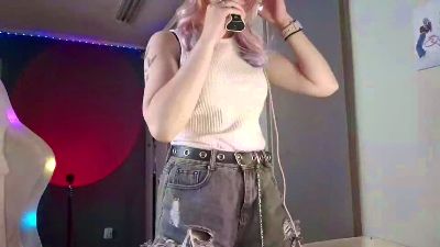 HollieWoolman live cam on Cam4