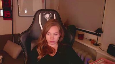 Holly_amazing live cam on Cam4