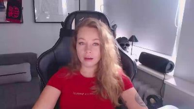 Holly_amazing live cam on Cam4