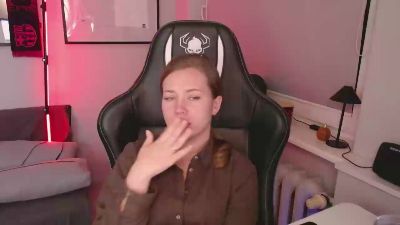 Holly_amazing live cam on Cam4