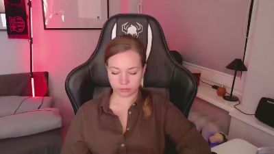 Holly_amazing live cam on Cam4