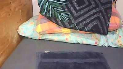 Holygurl2277 live cam on Cam4