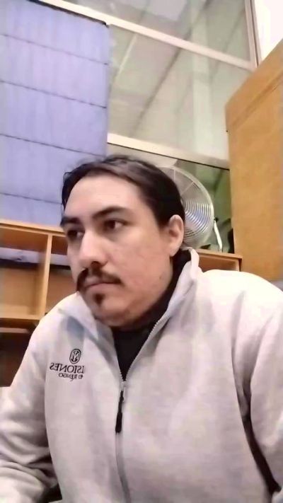 HombreAburrido live cam on Cam4