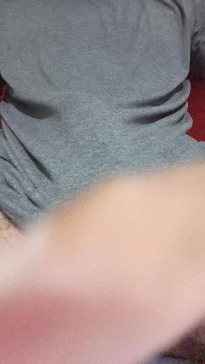 HomemHotLe live cam on Cam4