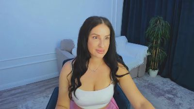 HoneyBlossome live cam on Cam4