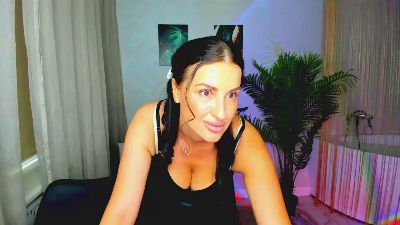 HoneyBlossome live cam on Cam4
