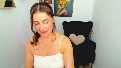 HoneyBlossome live cam on Cam4