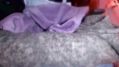 HoneyCock20 live cam on Cam4
