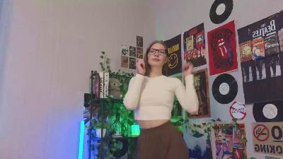 HoneySchuepfer live cam on Cam4
