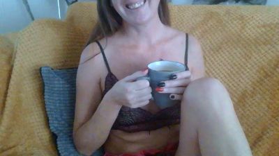 Honeybee__x live cam on Cam4