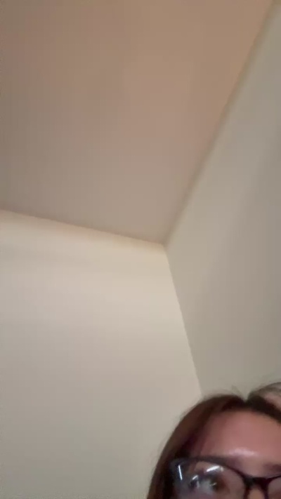 Honeyflower424 live cam on Cam4