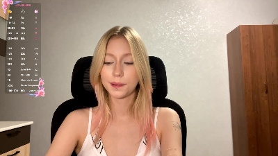 HongMitchell live cam on Cam4