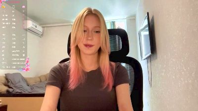 HongMitchell live cam on Cam4
