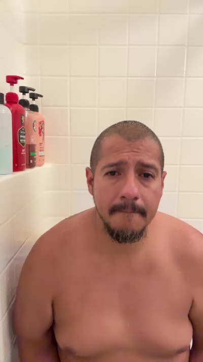 Hoozurdaddy81 live cam on Cam4