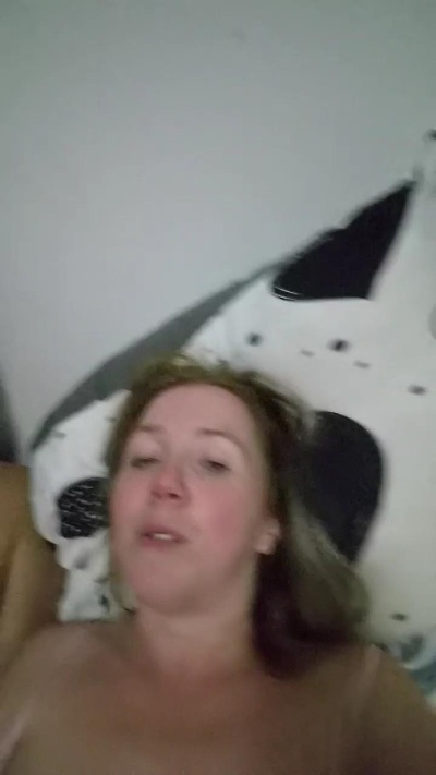 Hope1926 live cam on Cam4