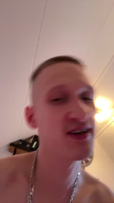 HornyPornyGuy live cam on Cam4
