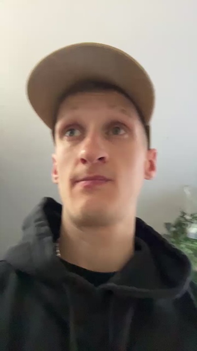 HornyPornyGuy live cam on Cam4