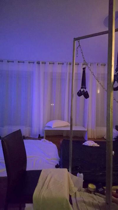 HornyStephane live cam on Cam4